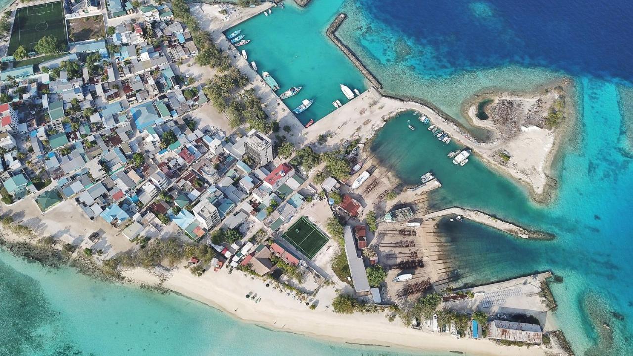 Premier Beach Gulhi Exterior photo